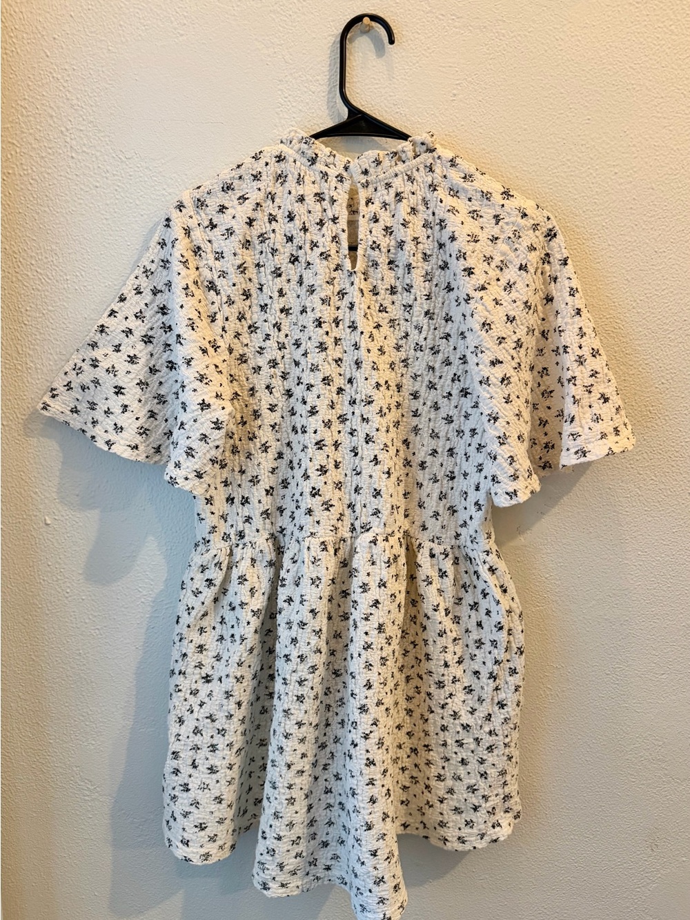 Roolee Ruffled Blouse Size S - Picture 3 of 4